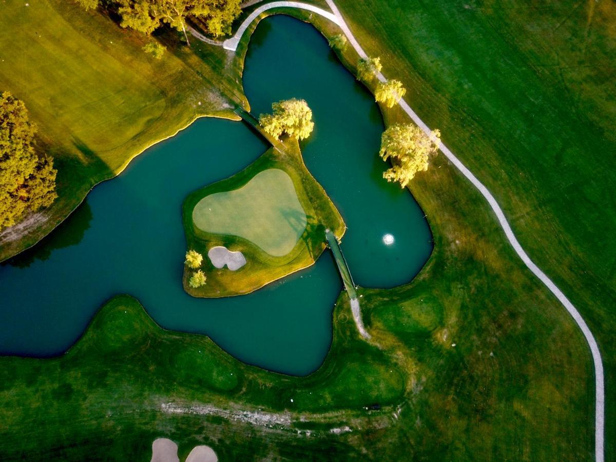 Golf Hotel Castelconturbia Agrate Conturbia Exterior foto